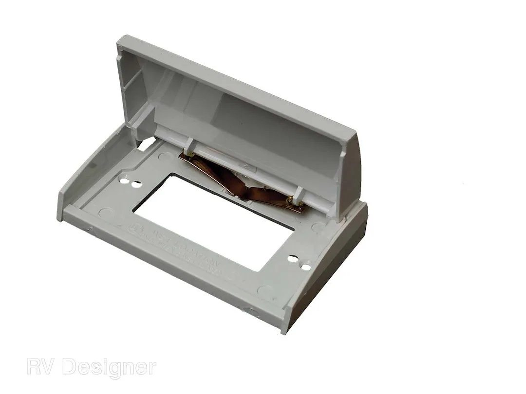 E465 – RV DESIGNER Receptacle Cover, Fits GFCI Outlet White Weatherproof Single